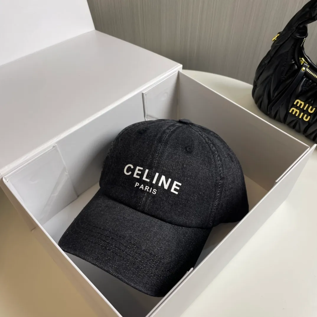 P60💛 Comes with dust bag [CELINE Celine] new denim baseball cap🧢, a must-have and easy to match when going out, hurry up and get it!
