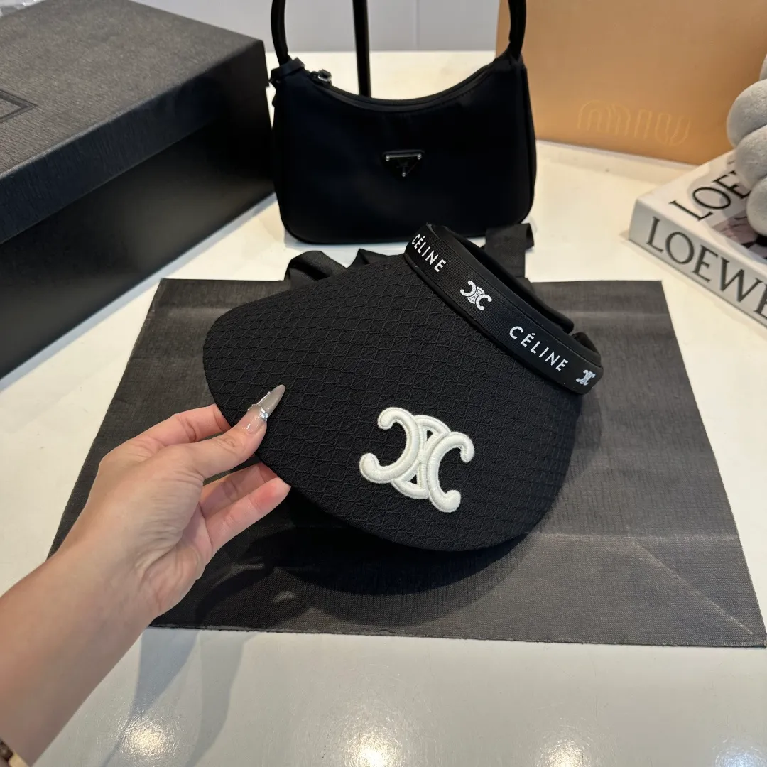 P54 Celine Arc de Triomphe empty top duck tongue sun hat for women spring and summer sun protection UV versatile straw hat letter new style