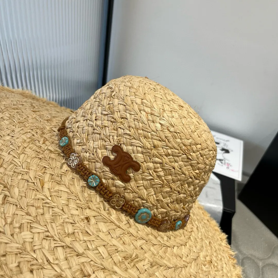 170¥ Celine Raffia straw hat, a must-have for travel, head circumference 57cm