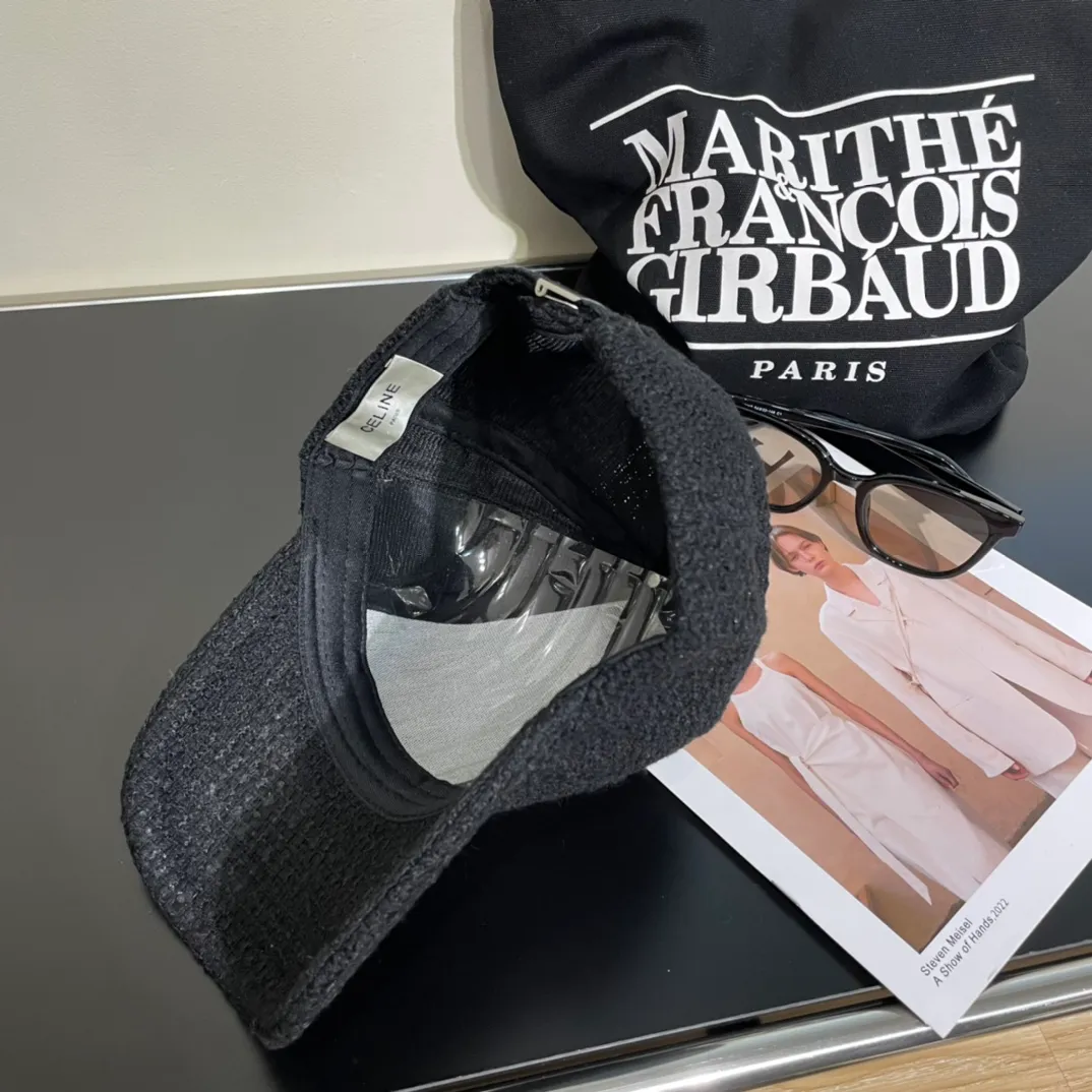 P60 Celine's new counter synchronized small fragrance style tweed baseball cap🧢Full details, celebrity style, super brand, easy to match!