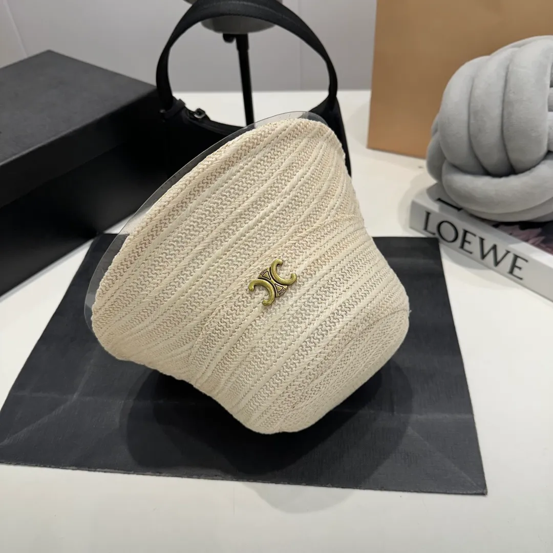 P60 Celine new straw hat, head circumference 57cm