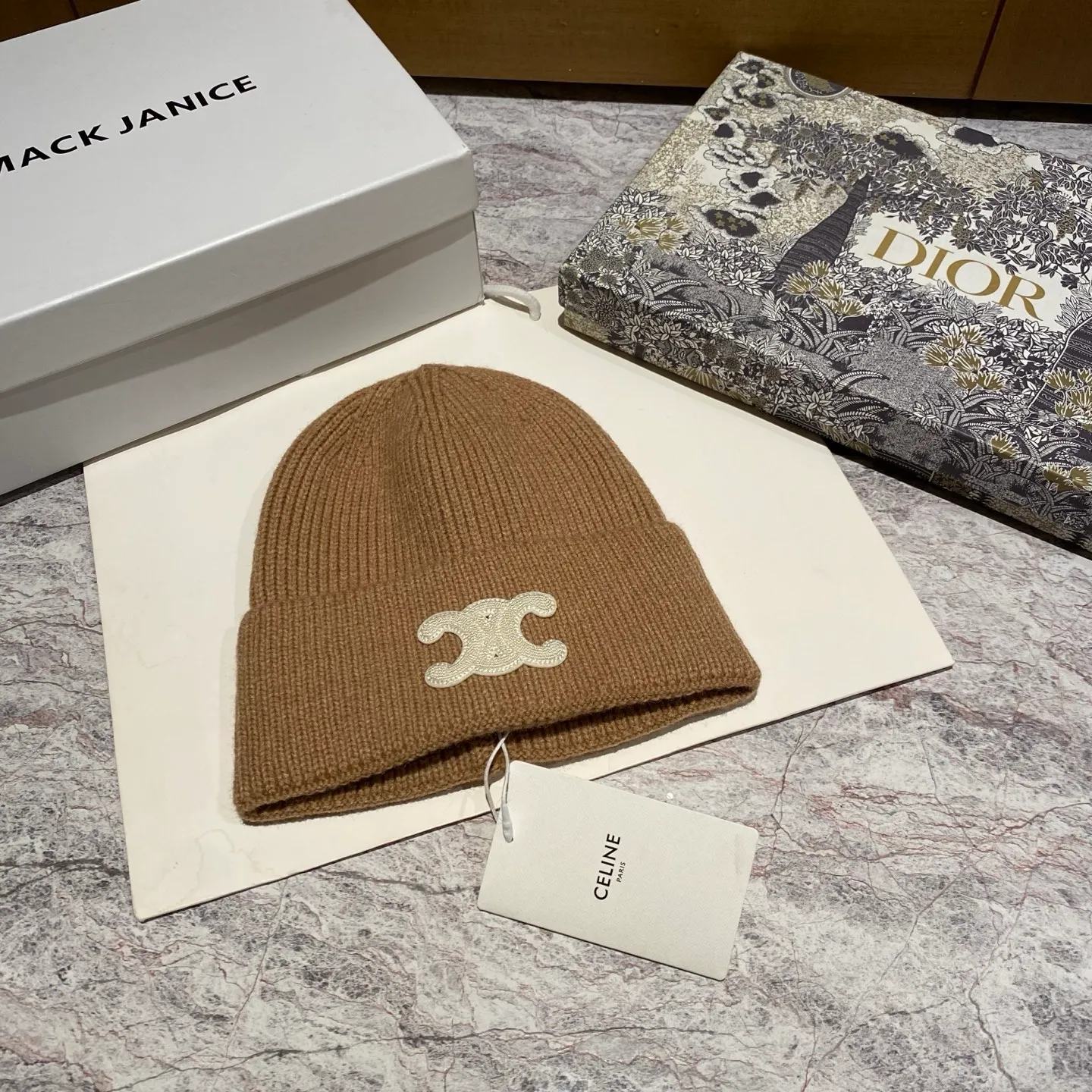 CELINE cashmere knitted hat
