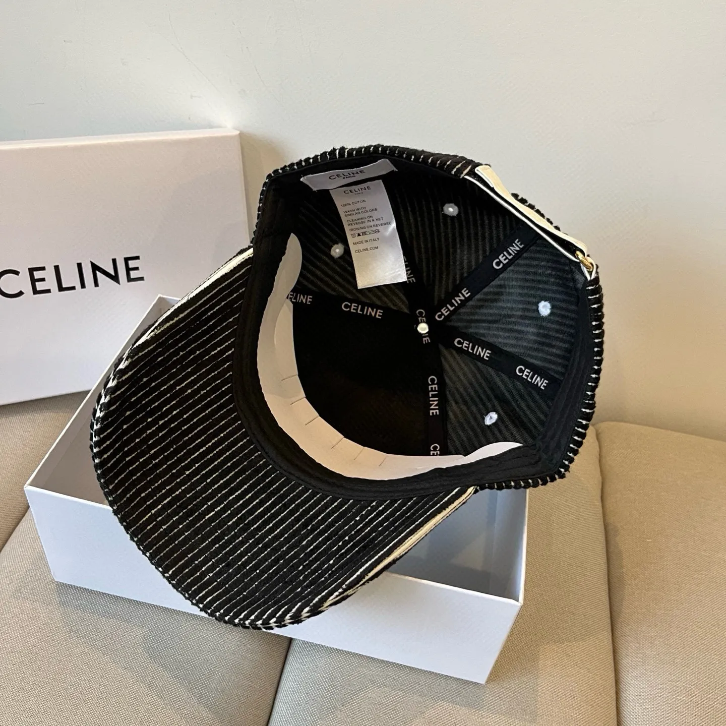 P80 [CELINE Celine] New classic casual and trendy baseball cap🧢Japanese and Korean style, looks great with any combination! A must-have when traveling