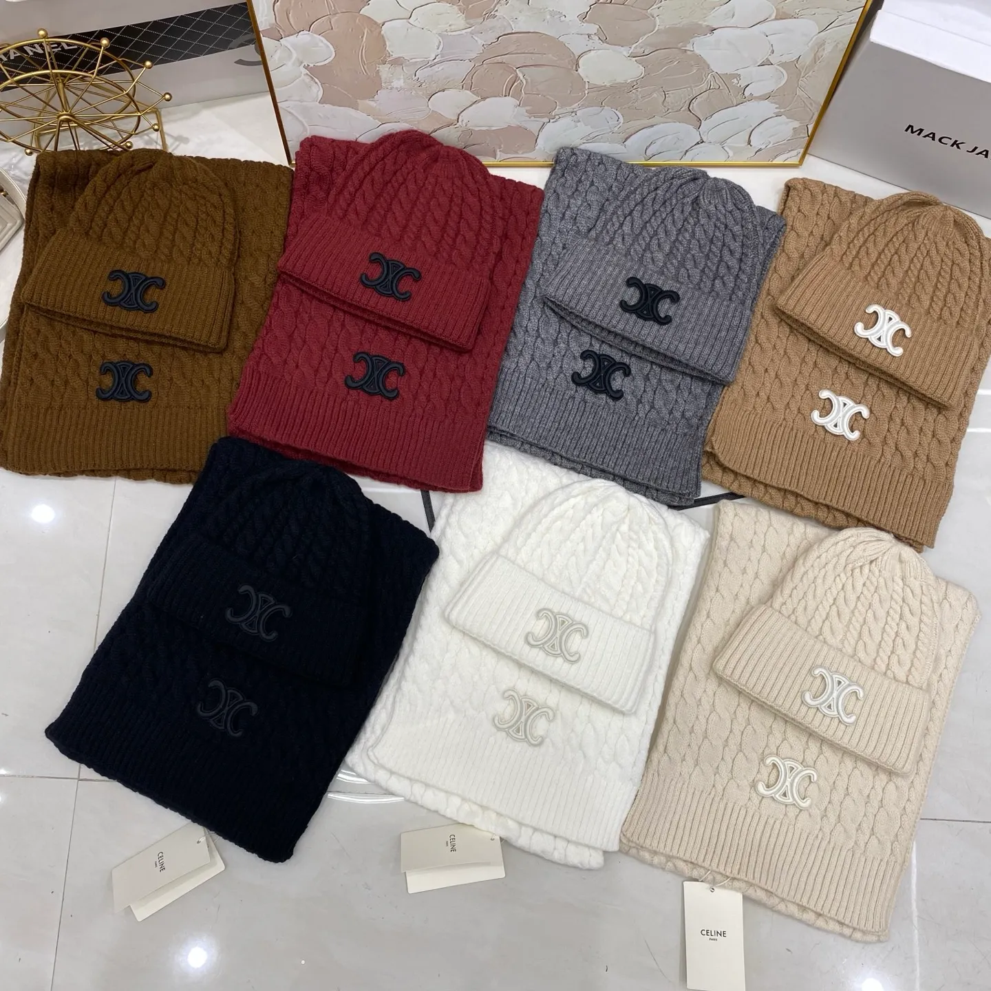 Celine twist cashmere knitted hat + scarf🧣