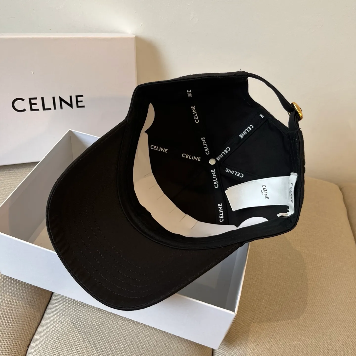 P64 [CELINE Celine] New classic casual and trendy baseball cap🧢Japanese and Korean style, looks great with any combination! A must-have when traveling