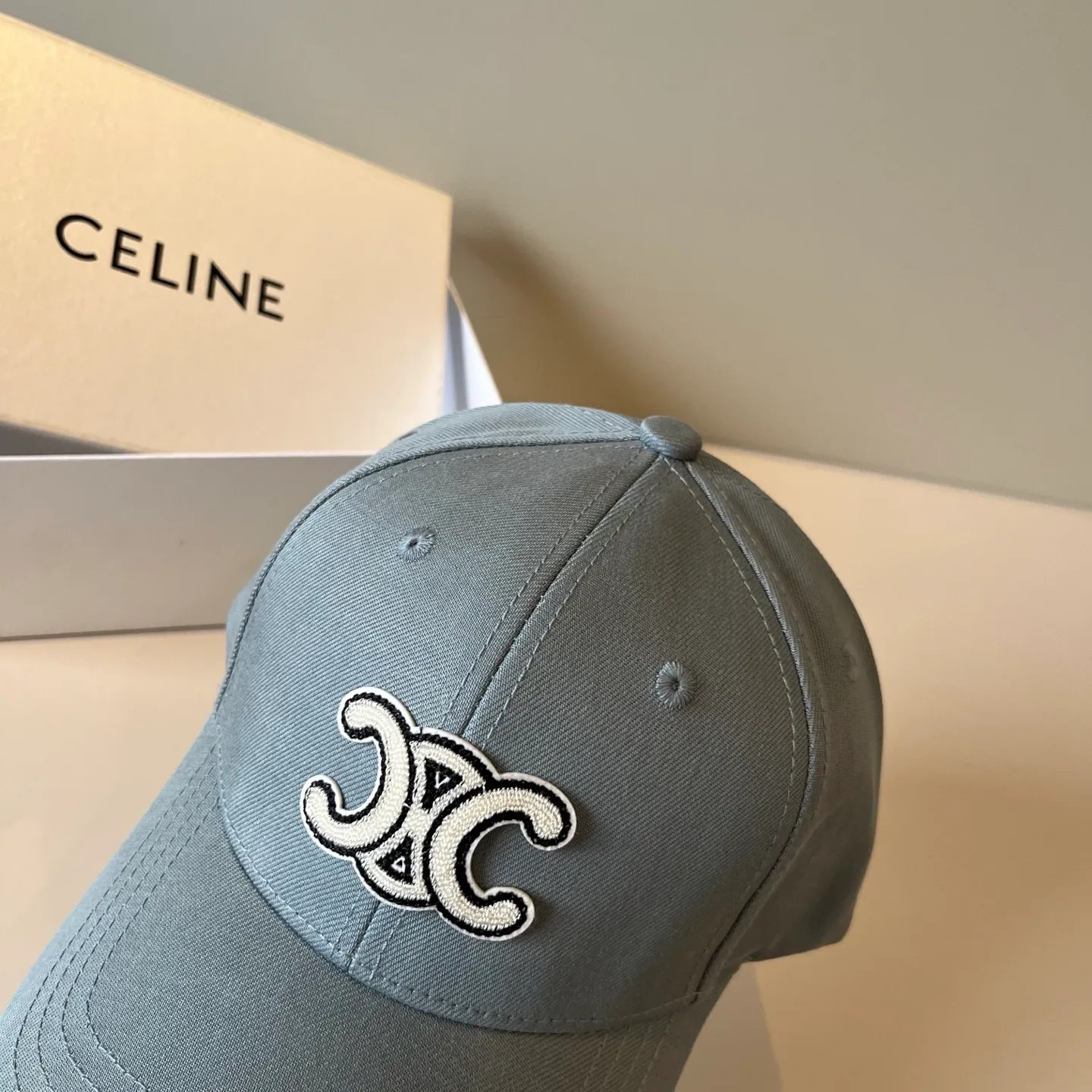 P70 [CELINE Celine] New classic casual and trendy baseball cap🧢Japanese and Korean style, looks great with any combination! A must-have when traveling