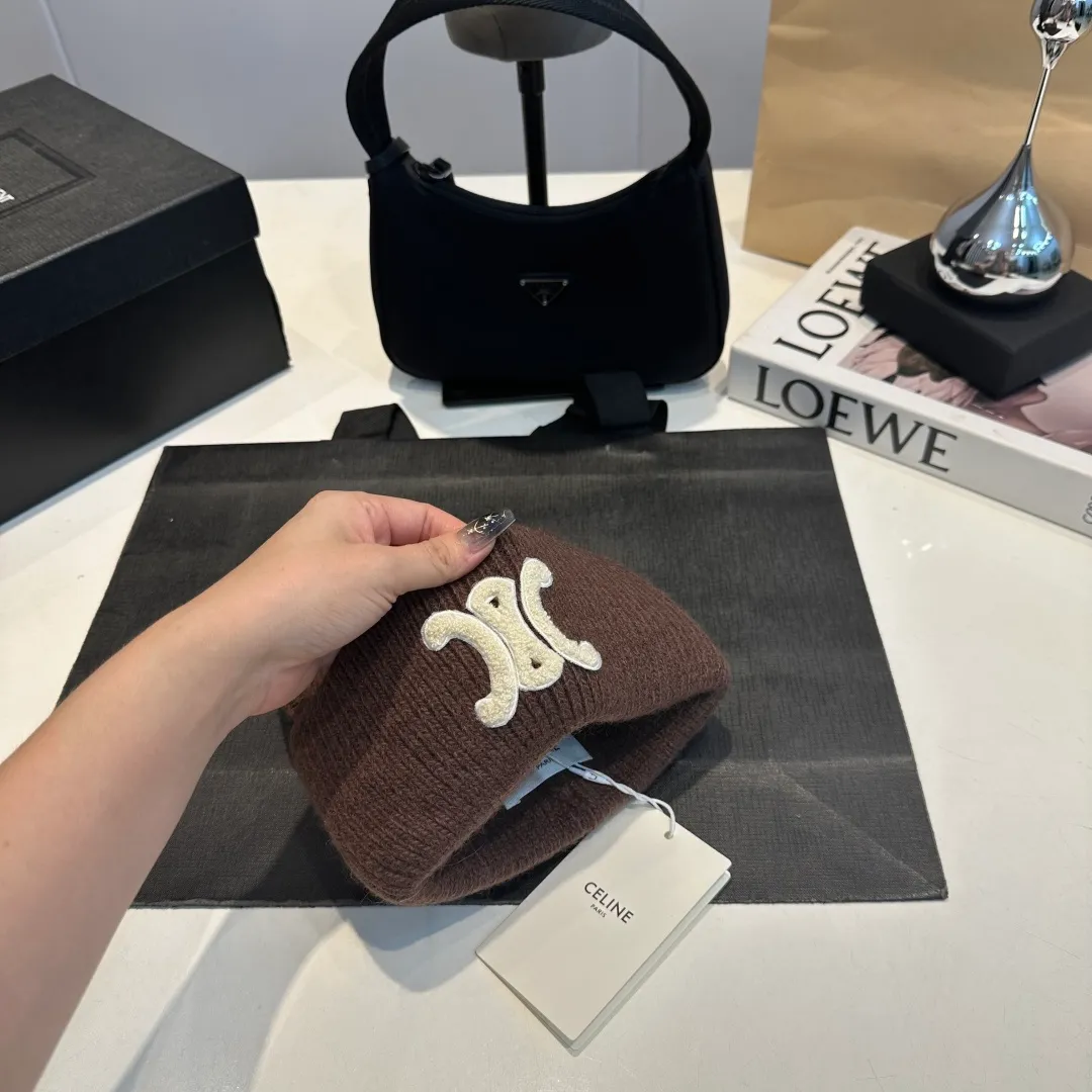 P54 Celine rabbit fur beanie