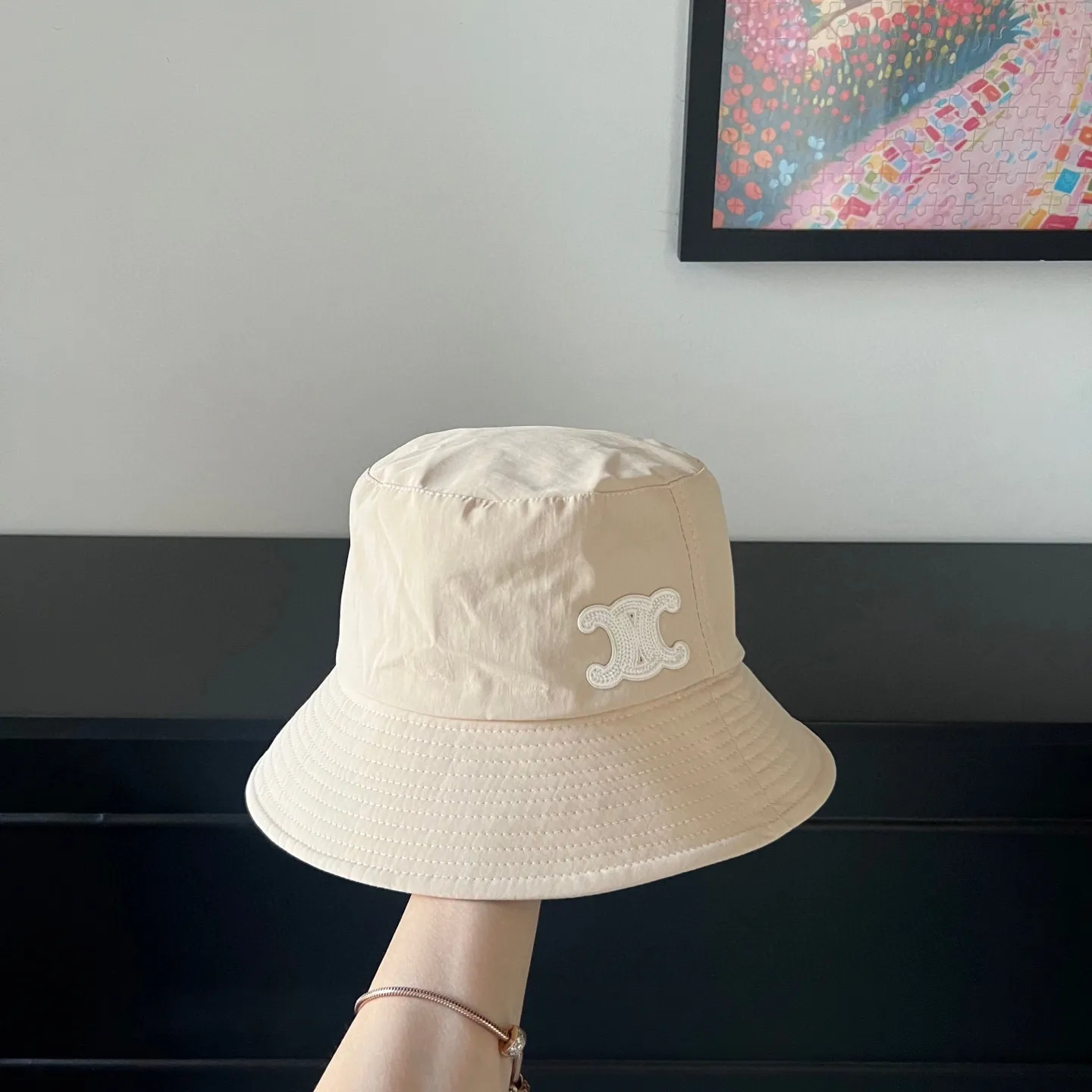 🉐140💛 Comes with dust bag [Celine] 2025 new style simple fisherman hat made of smooth material, unique design ~ versatile for daily use