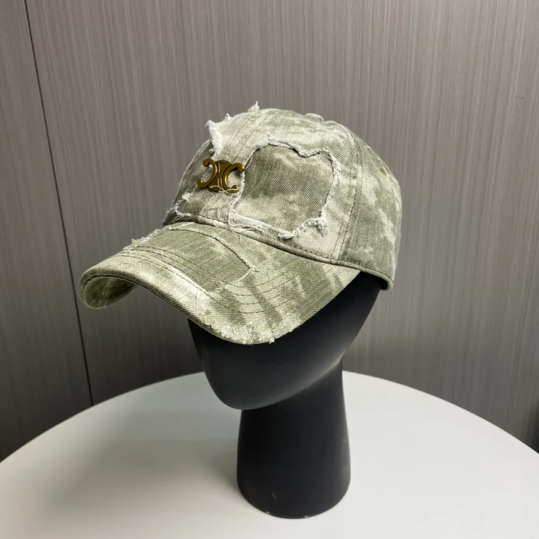 P66💛CELINE 25 Spring Washed Baseball Cap🧢 🔥New Baseball Cap🧢, a must-have when going out, very easy to match, high quality, complete internal standards, hurry up and get it!