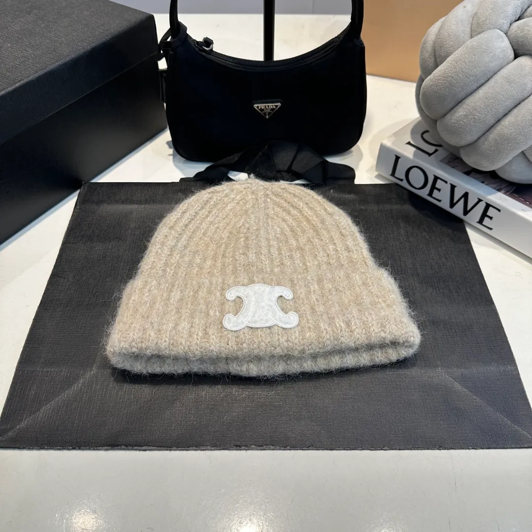 P70 Celine new autumn and winter wool hat, running size, head circumference 57cm