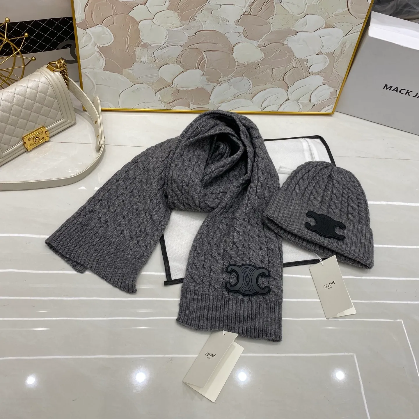 Celine twist cashmere knitted hat + scarf🧣
