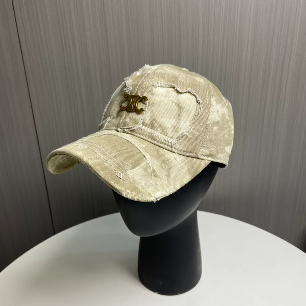 P76💛CELINE 25 Spring Washed Baseball Cap🧢 🔥New Baseball Cap🧢, a must-have when going out on the street, very easy to match, high quality, complete internal standards, get it now!