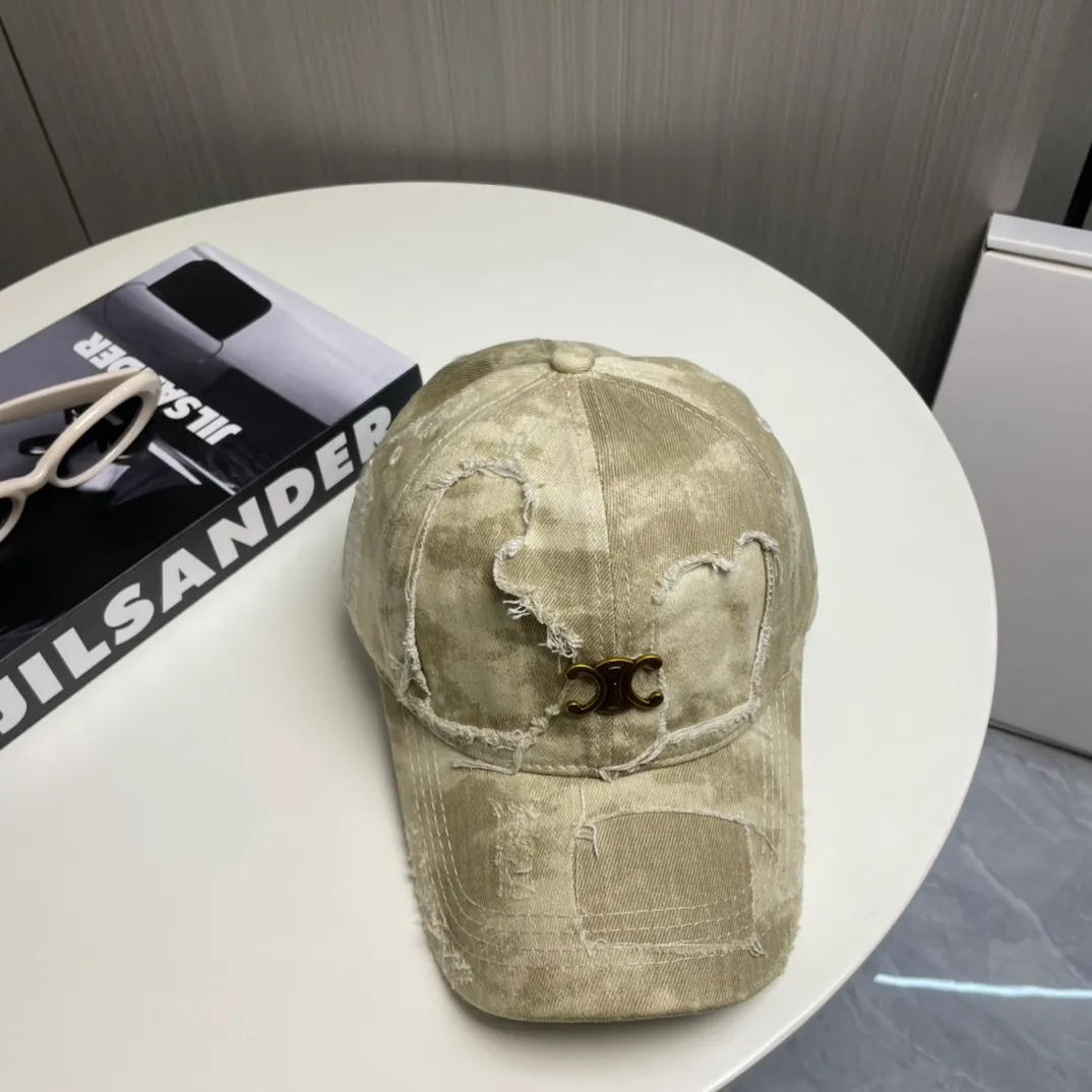 P76💛CELINE 25 Spring Washed Baseball Cap🧢 🔥New Baseball Cap🧢, a must-have when going out on the street, very easy to match, high quality, complete internal standards, get it now!