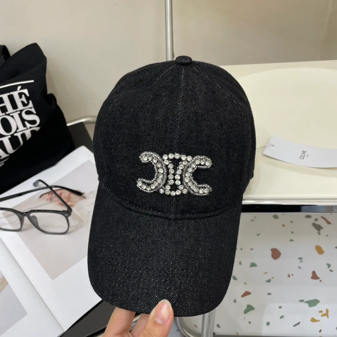 P76 CELINE·Celine's new Arc de Triomphe baseball cap 🧢 Top version 👍 Customized washed denim fabric, super textured! Arc de Triomphe crystal diamond pattern, can be worn by men and women, adjustable