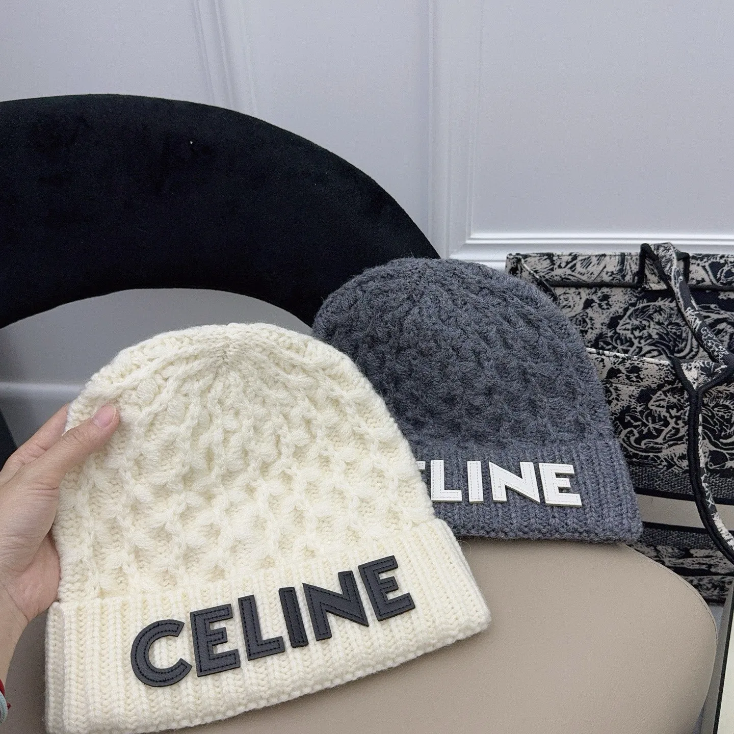CELINE 🤍 New knitted hat containing wool, high quality ✓