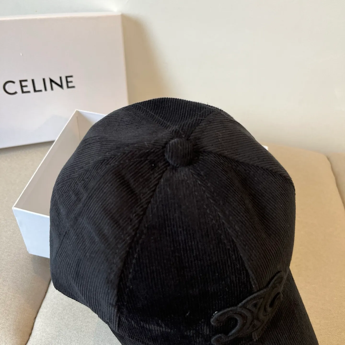P70 [CELINE Celine] New classic casual and trendy baseball cap🧢Japanese and Korean style, looks great with any combination! A must-have when traveling