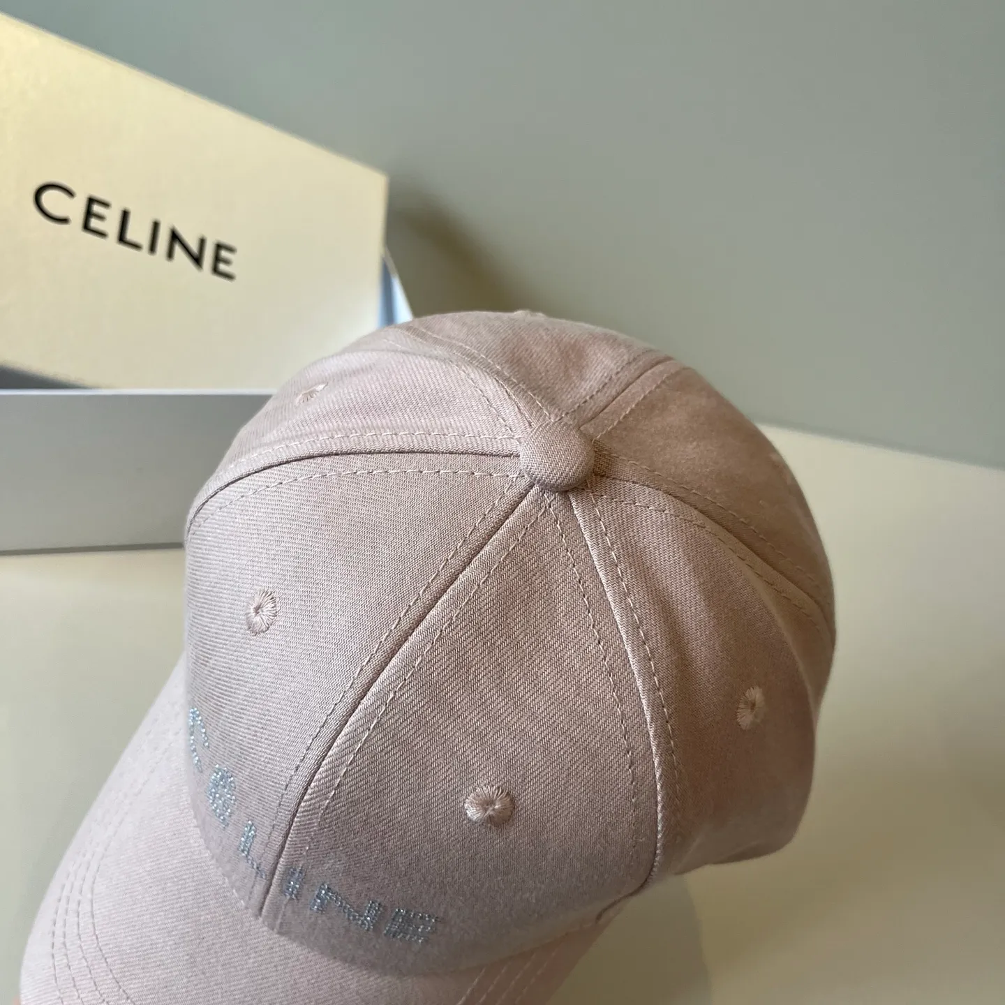 P70 [CELINE Celine] New classic casual and trendy baseball cap🧢Japanese and Korean style, looks great with any combination! A must-have when traveling