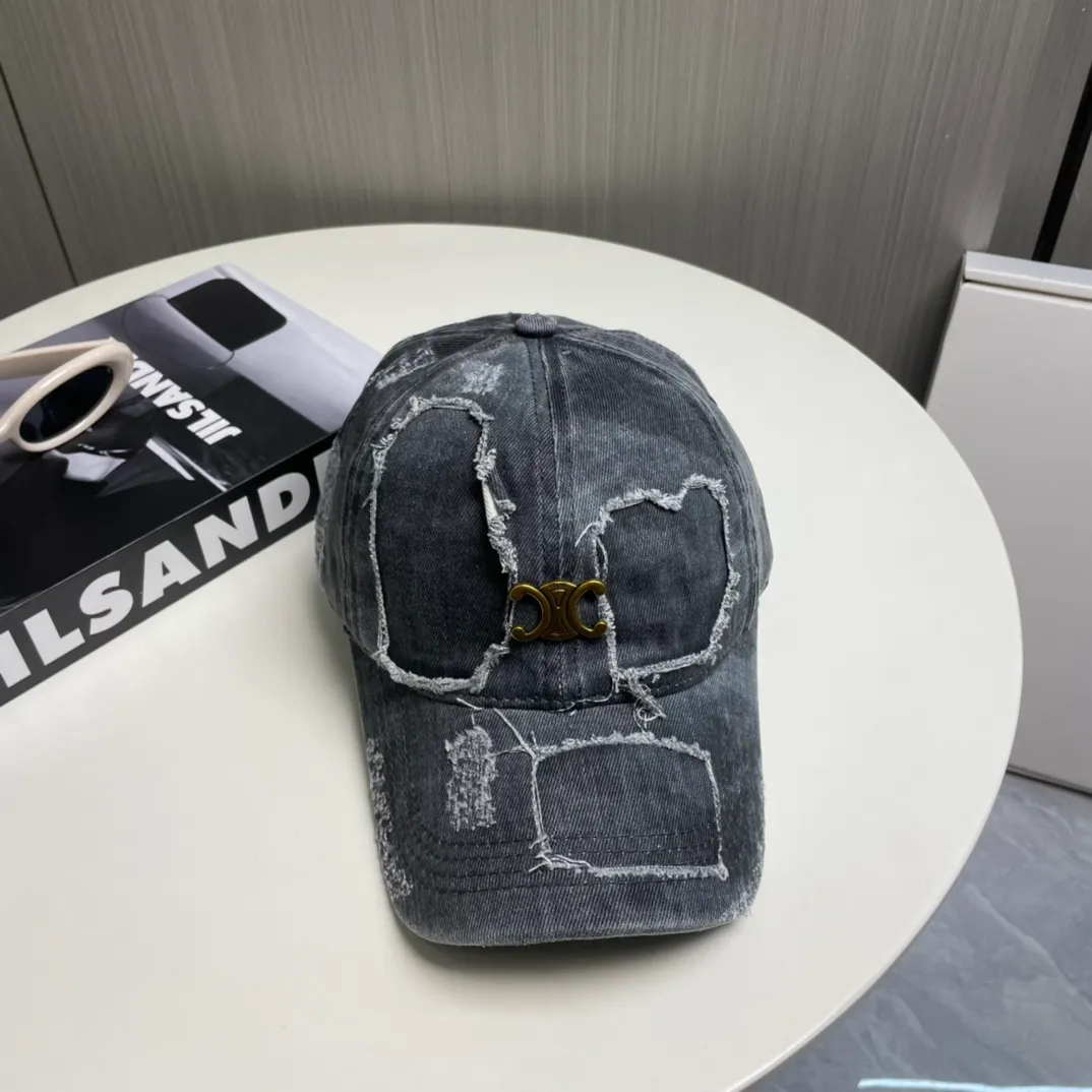 P76💛CELINE 25 Spring Washed Baseball Cap🧢 🔥New Baseball Cap🧢, a must-have when going out on the street, very easy to match, high quality, complete internal standards, get it now!