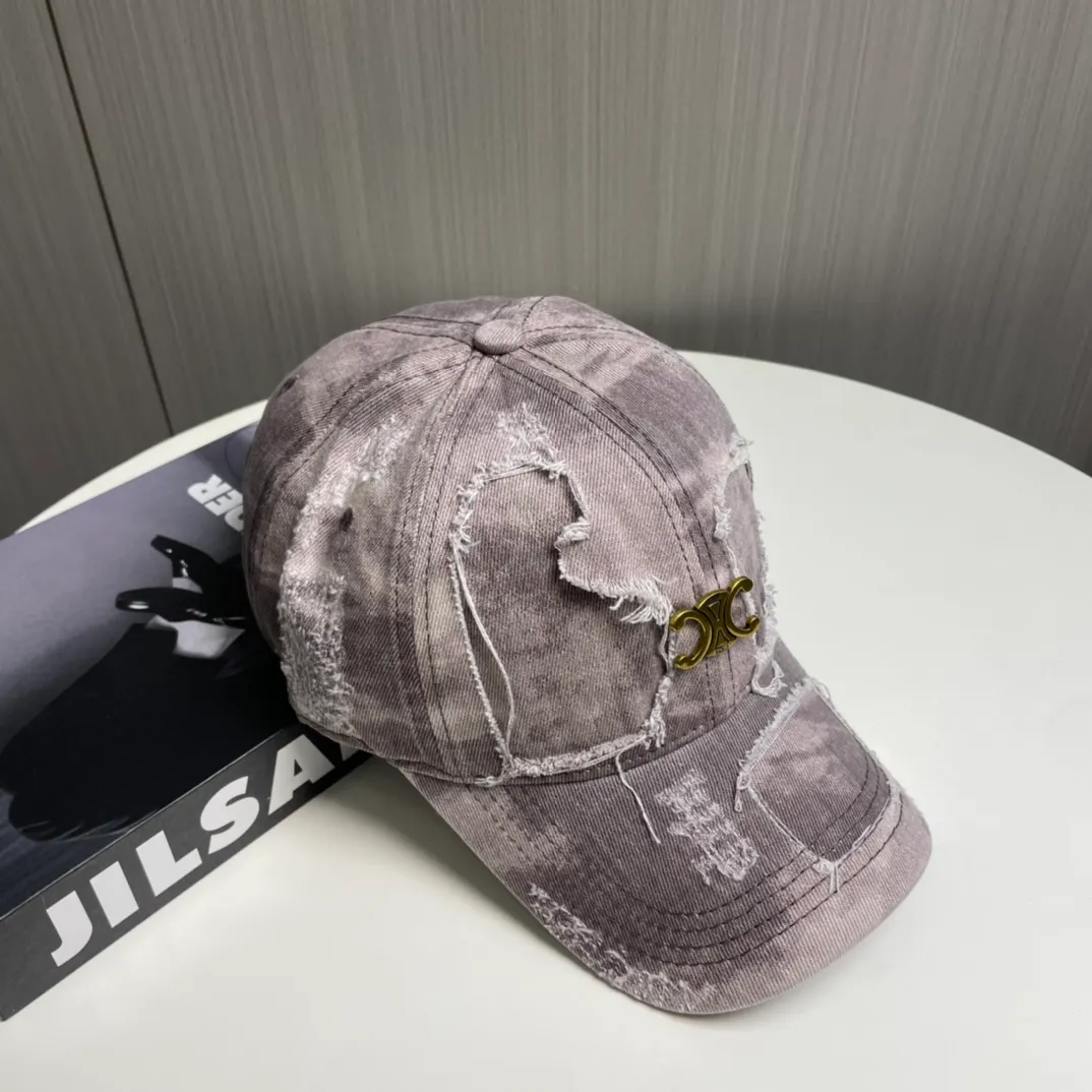 P66💛CELINE 25 Spring Washed Baseball Cap🧢 🔥New Baseball Cap🧢, a must-have when going out, very easy to match, high quality, complete internal standards, hurry up and get it!