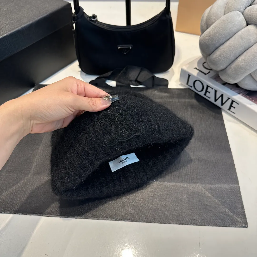P70 Celine new autumn and winter wool hat, running size, head circumference 57cm