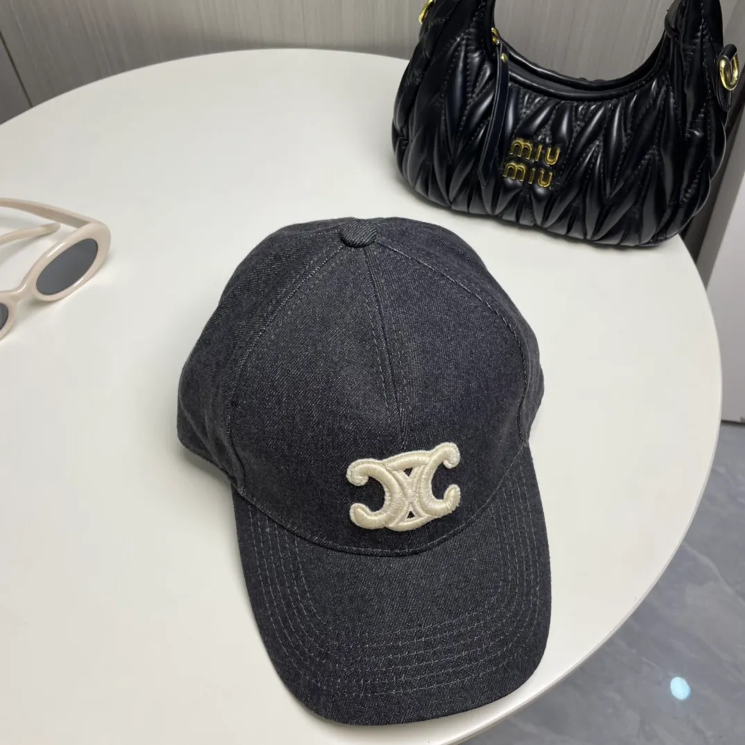 P76 comes with dust bag, CELINE high-quality new washed denim baseball cap, the best quality, casual and elegant, simple and fashionable, you can compare it yourself