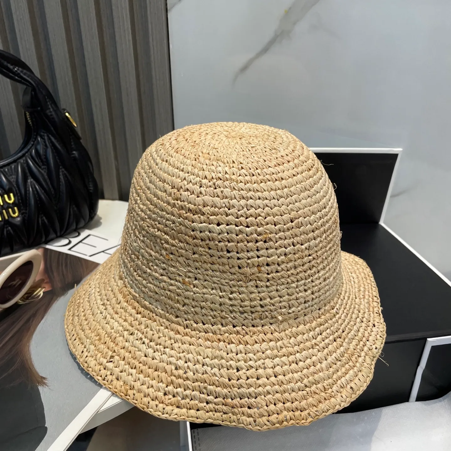 P110💛[CELINE Celine] New raffia densely woven straw hat, the first choice for the beach in summer ~ the same style as the stars ~ big brands are simple