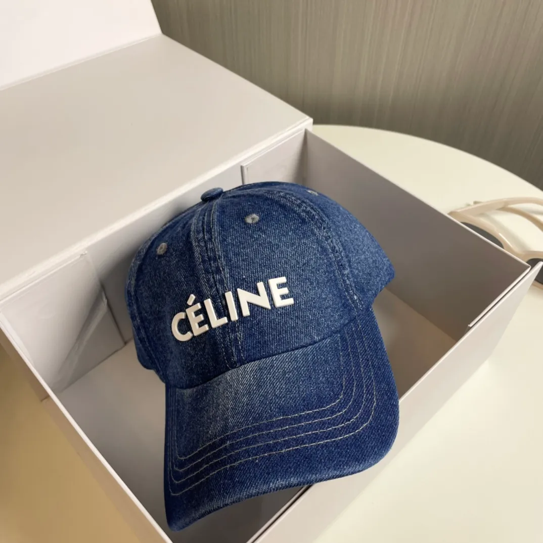 P70💛 Comes with dust bag [CELINE Celine] new denim baseball cap🧢, a must-have and easy to match when going out, hurry up and get it!