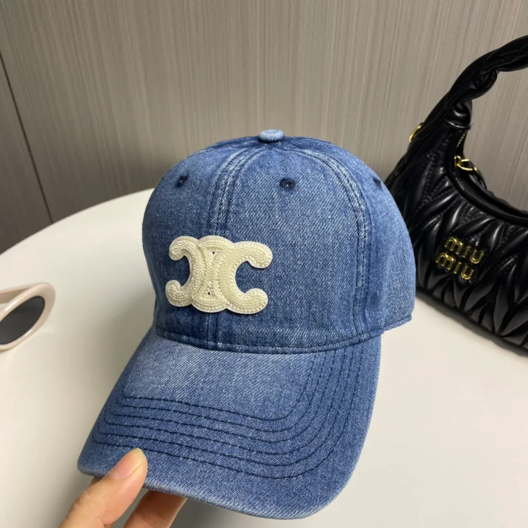 P50💛 Comes with dust bag [CELINE Celine] new denim baseball cap🧢, a must-have and easy to match when out on the street, get it now!