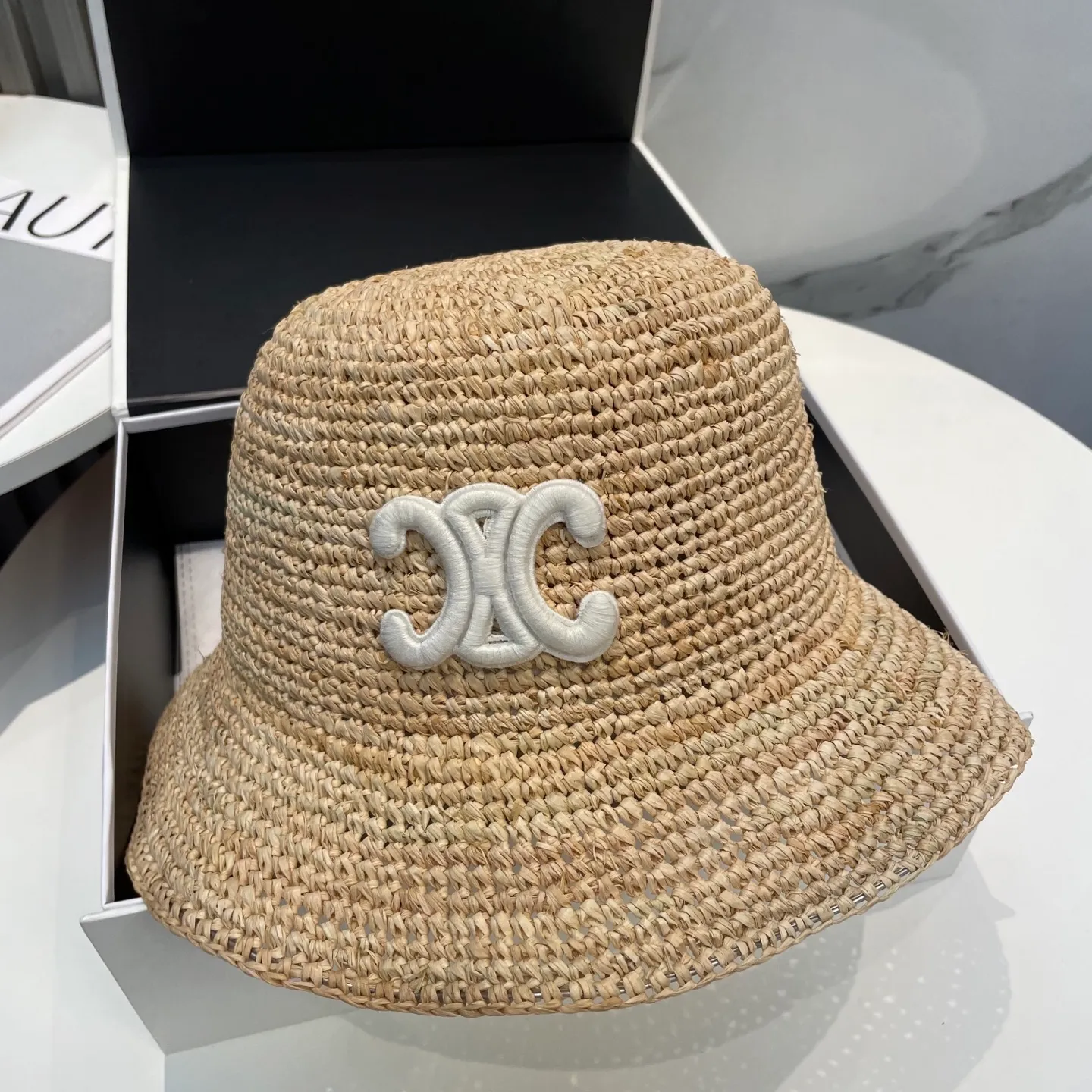 P110💛[CELINE Celine] New raffia densely woven straw hat, the first choice for the beach in summer ~ the same style as the stars ~ big brands are simple