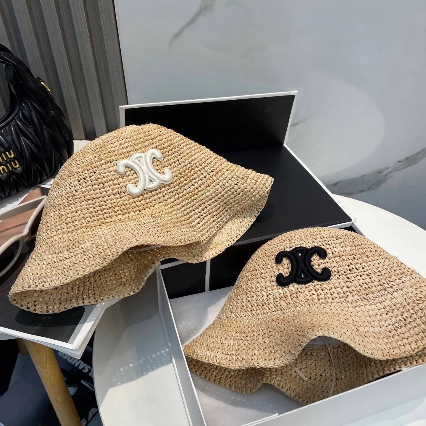 P110💛[CELINE Celine] New raffia densely woven straw hat, the first choice for the beach in summer ~ the same style as the stars ~ big brands are simple
