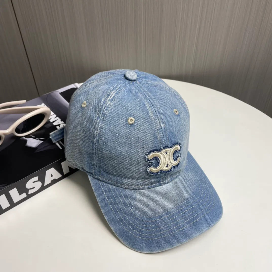 P60💛 Comes with dust bag [CELINE Celine] new denim baseball cap🧢, a must-have and easy to match when going out, hurry up and get it!
