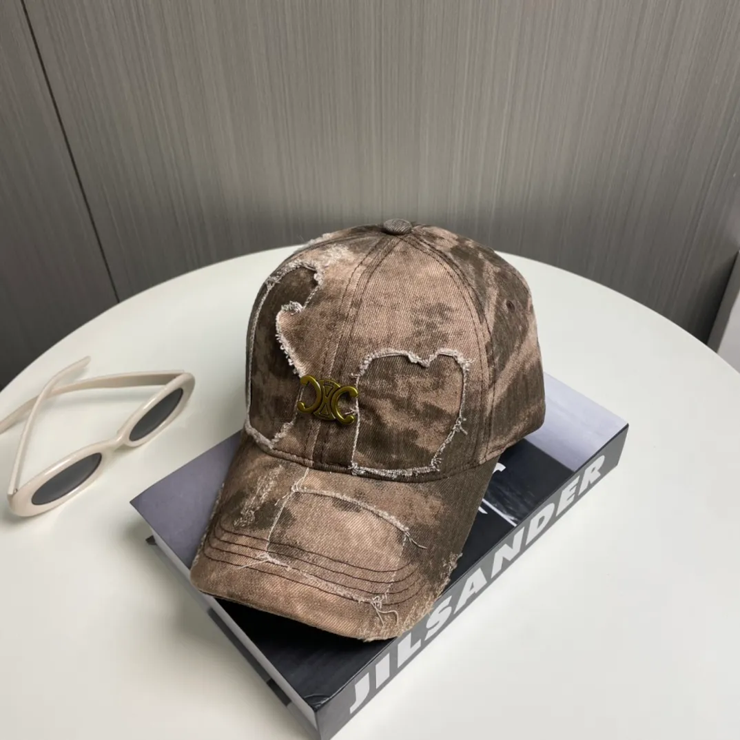 P76💛CELINE 25 Spring Washed Baseball Cap🧢 🔥New Baseball Cap🧢, a must-have when going out on the street, very easy to match, high quality, complete internal standards, get it now!