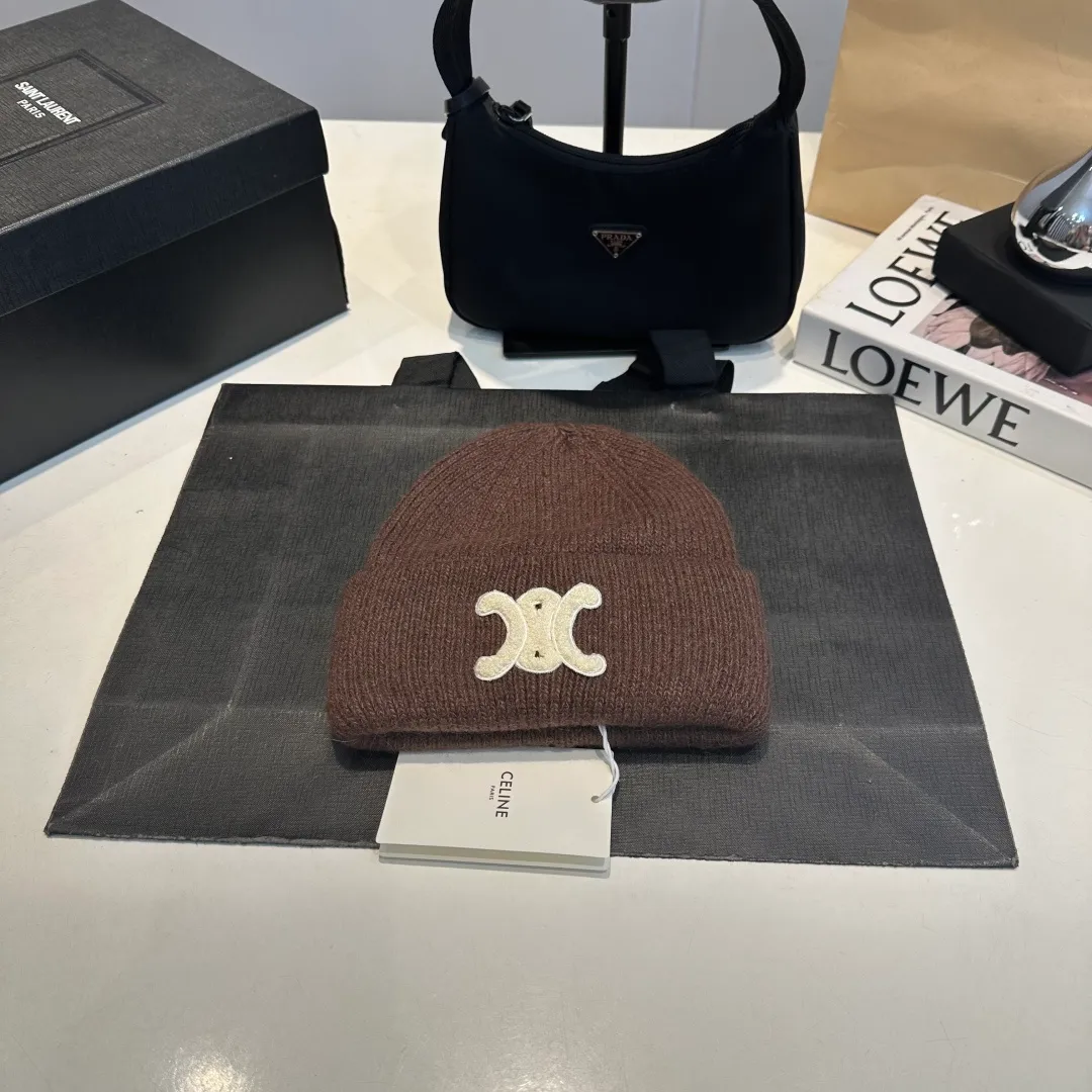 P54 Celine rabbit fur beanie