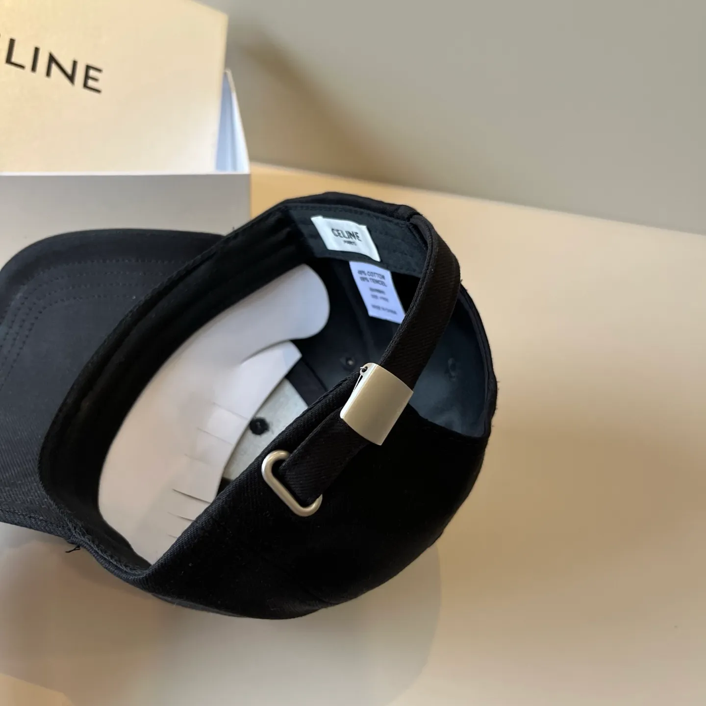 P70 [CELINE Celine] New classic casual and trendy baseball cap🧢Japanese and Korean style, looks great with any combination! A must-have when traveling
