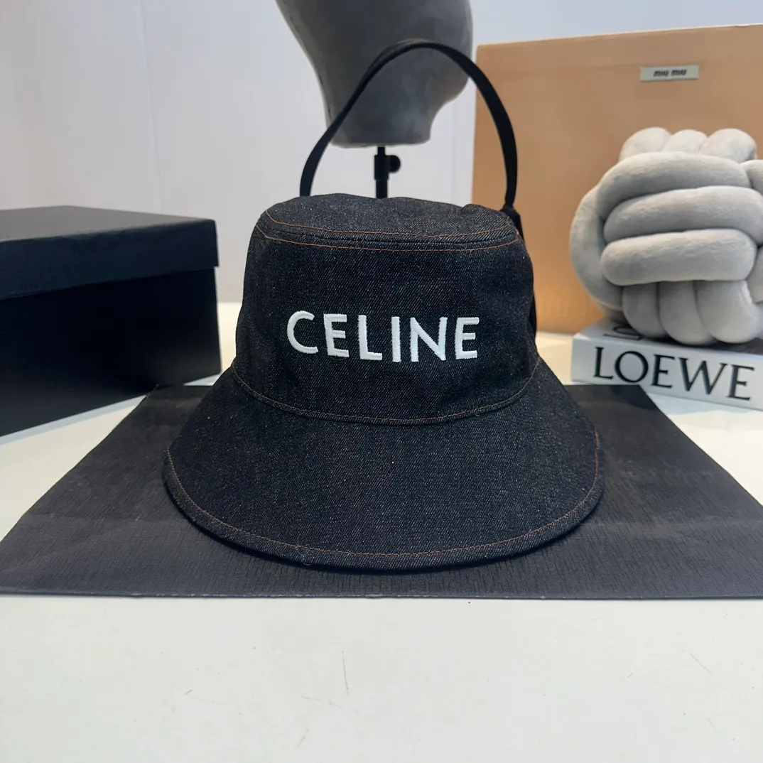 P60 Celine official bucket hat