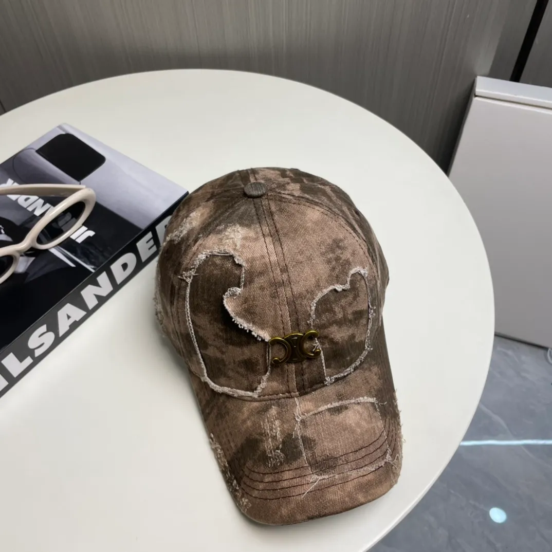 P76💛CELINE 25 Spring Washed Baseball Cap🧢 🔥New Baseball Cap🧢, a must-have when going out on the street, very easy to match, high quality, complete internal standards, get it now!
