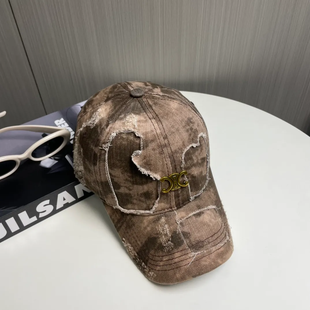 P76💛CELINE 25 Spring Washed Baseball Cap🧢 🔥New Baseball Cap🧢, a must-have when going out on the street, very easy to match, high quality, complete internal standards, get it now!
