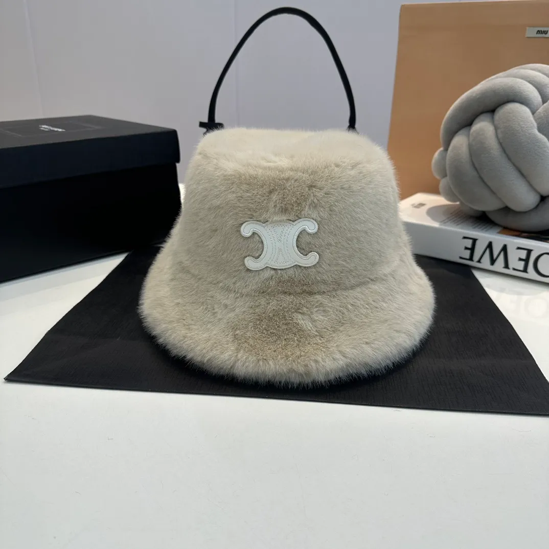 P70 Celine Celine* customized version of Arc de Triomphe mink hat women's bucket hat 2023 hot new style autumn and winter hat fisherman hat winter style