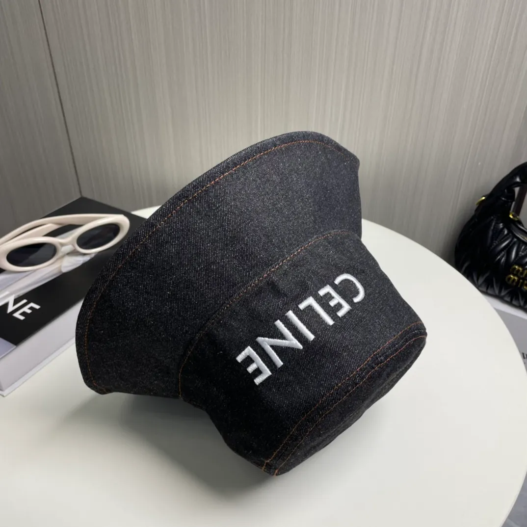 P70 comes with dust bag, Celine new washed denim embroidered fisherman hat, the best quality, casual and elegant, simple and fashionable, you can compare it yourself