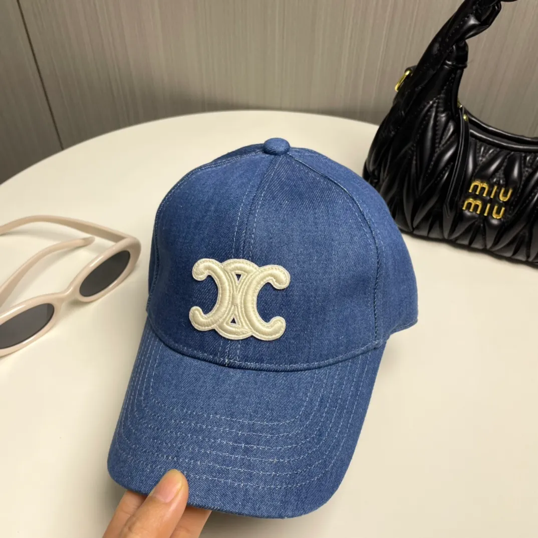 P66 comes with dust bag, CELINE high-quality new washed denim baseball cap, the best quality, casual and elegant, simple and fashionable, you can compare it yourself