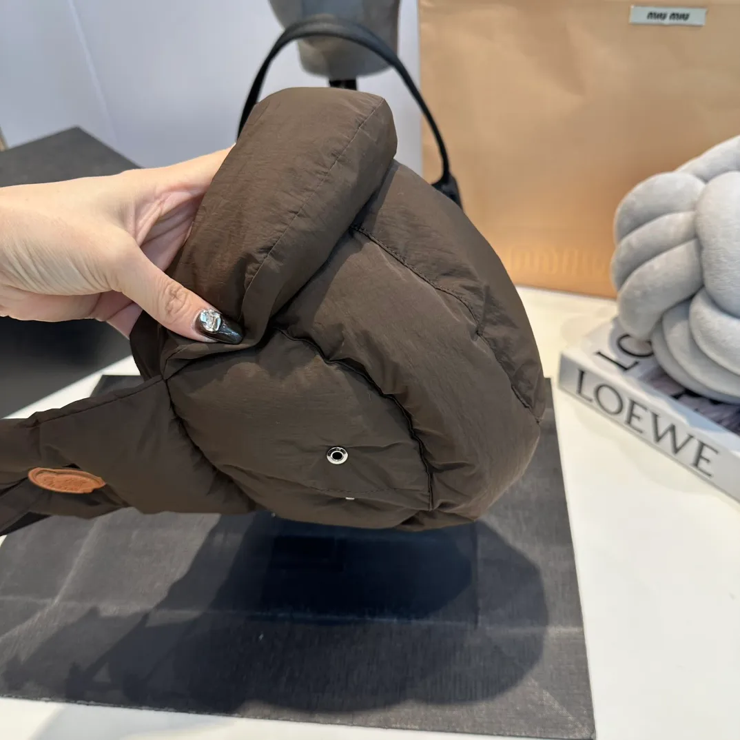 p70 Chanel 25th autumn and winter new down cotton thunder cap