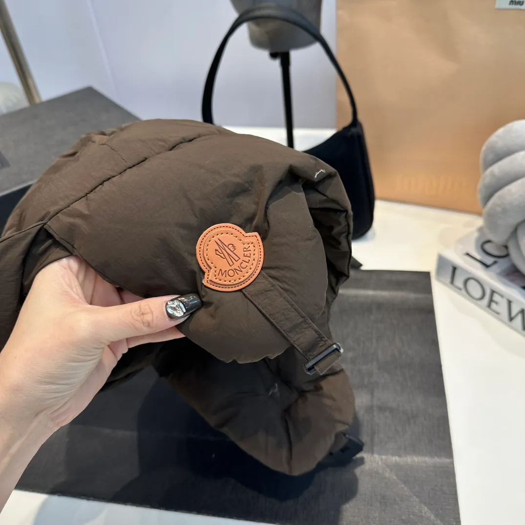 p70 Chanel 25th autumn and winter new down cotton thunder cap