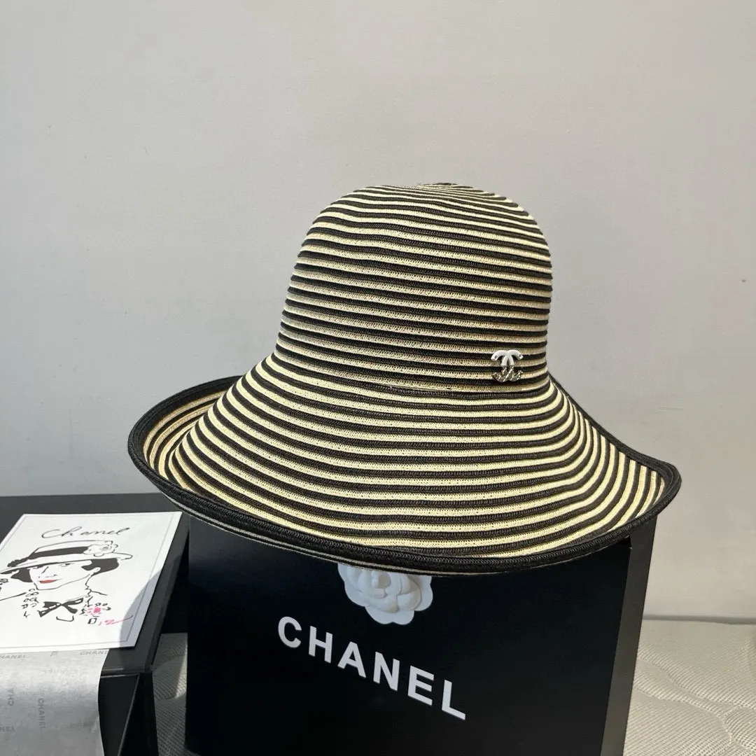 💰150¥ Chanel new striped sun hat, basin hat, foldable straw hat, head circumference 57cm