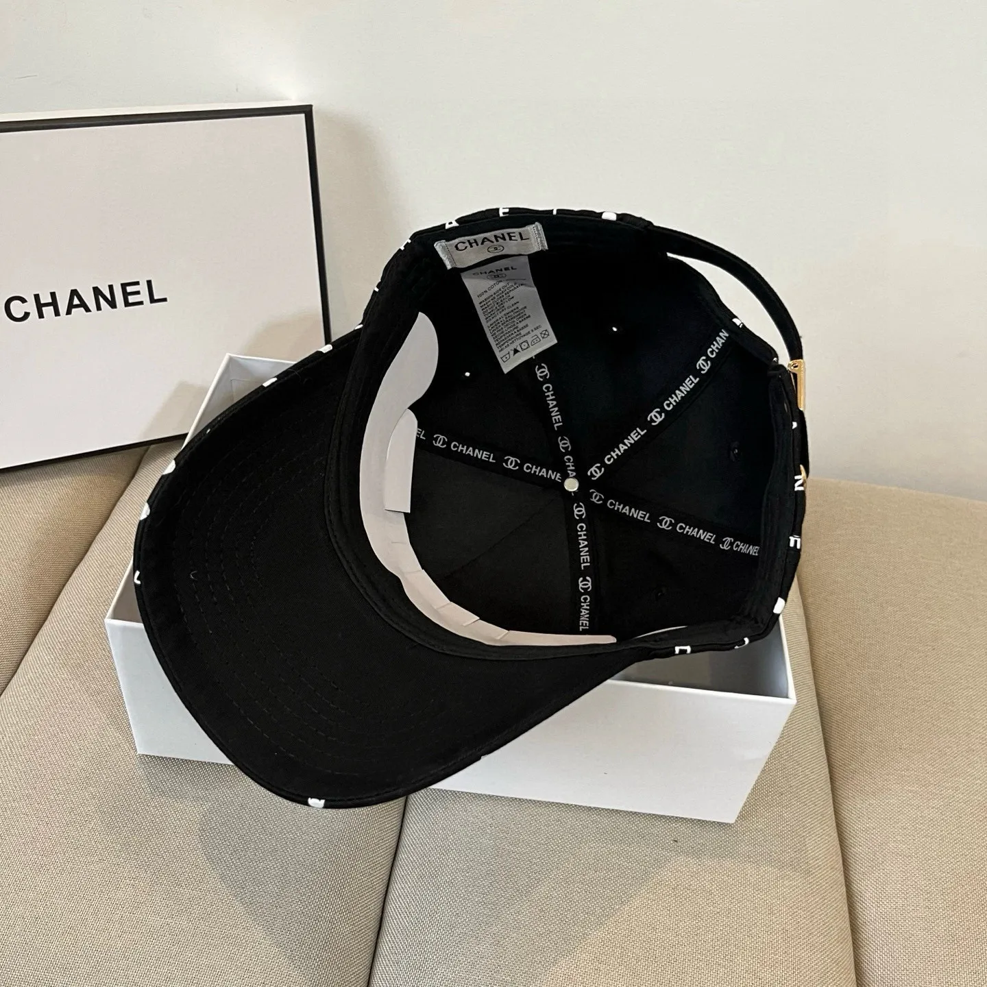 P66 CHANEL Chanel 2025 new small fragrance style big-name baseball cap, counter classic style, unisex, head circumference 57, four colors available
