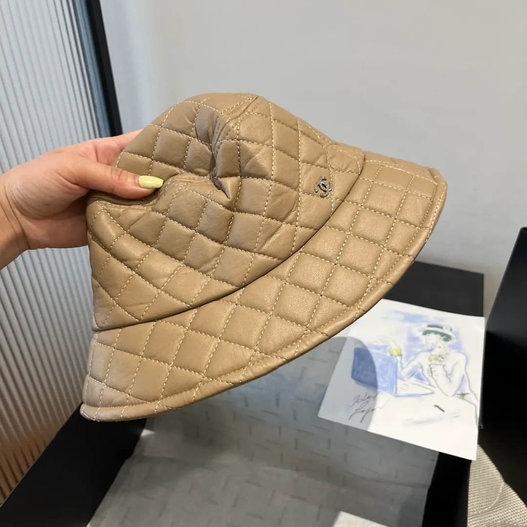Special batch 💰90¥ Chanel new bucket hat foldable head circumference 57