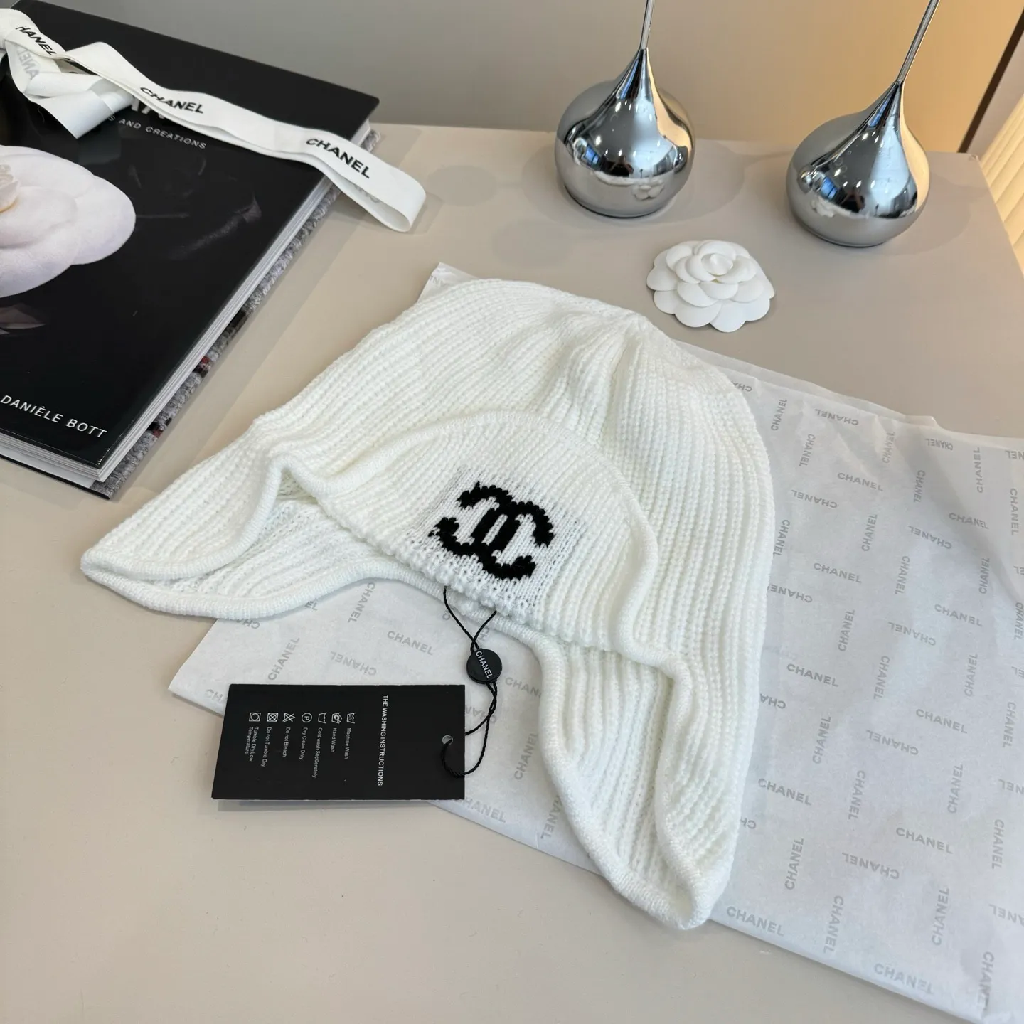 💰70¥ Chanel knitted beanie, ear protection hat