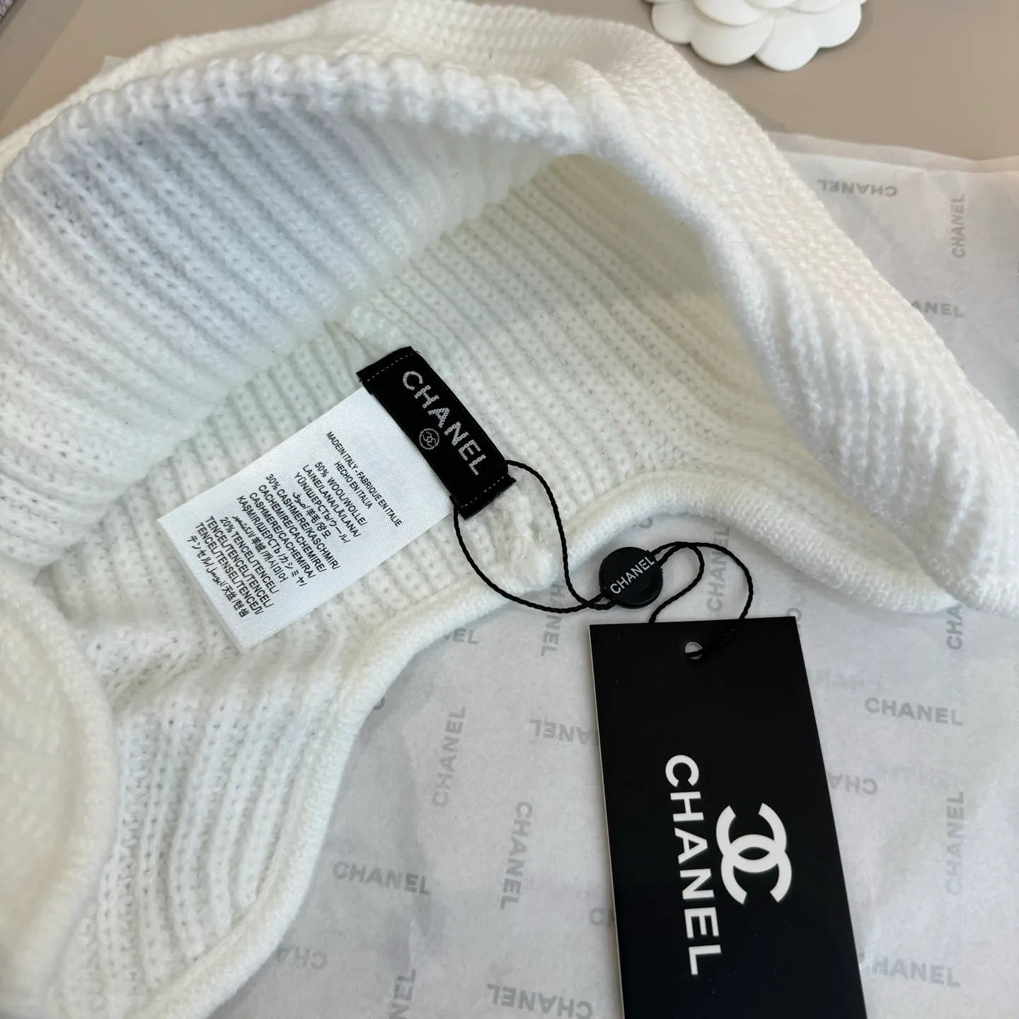 💰70¥ Chanel knitted beanie, ear protection hat