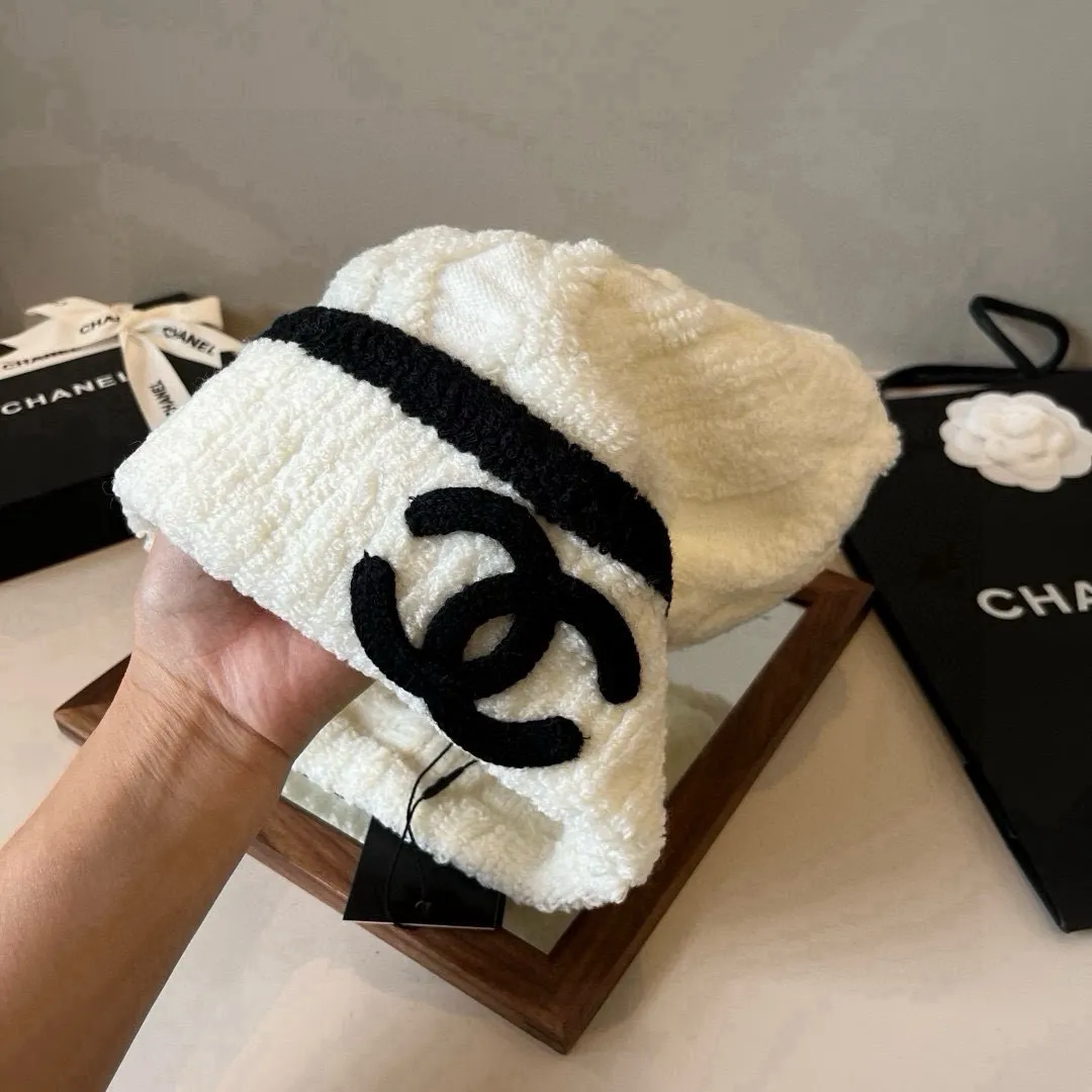 💰70¥ Chanel knitted beanie