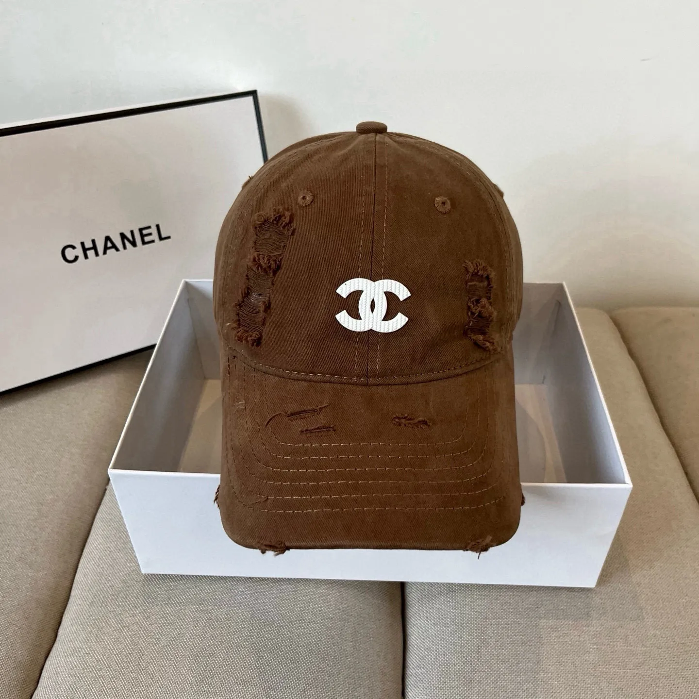 P60 CHANEL new baseball cap, Xiaoxiang classic and simple, fashionable and casual design, popular new product