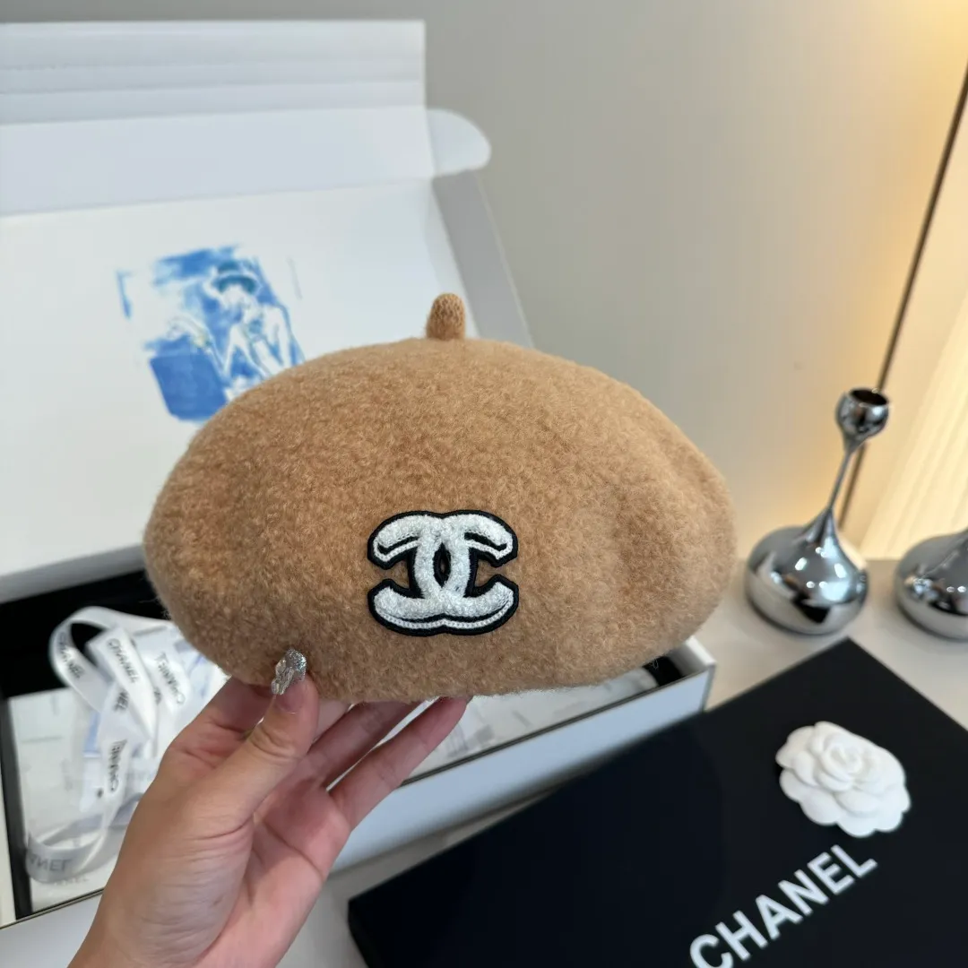 💰120¥ Chanel wool beret, pumpkin hat, 100% wool🦙 fabric, head circumference 57cm